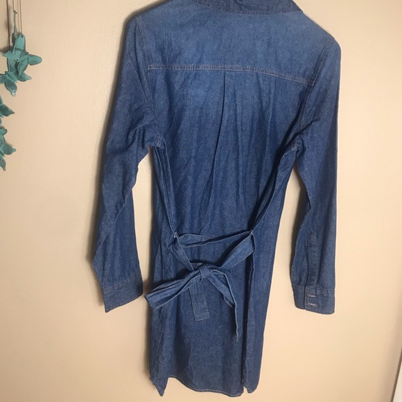 Behind the Scene Denim Dress Size Small - Picture 2 of 5